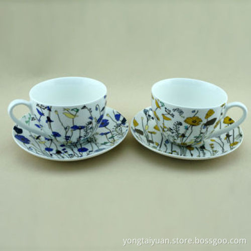 Four Tea/Coffee Cup and Saucer Set for Promotions, in Printed Gift Box, with Blue and Yellow Flower